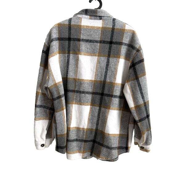 Womens Size XL Plaid Flannel Long Sleeve Shirt Casual Layers Outdoors Camping - Picture 2 of 12